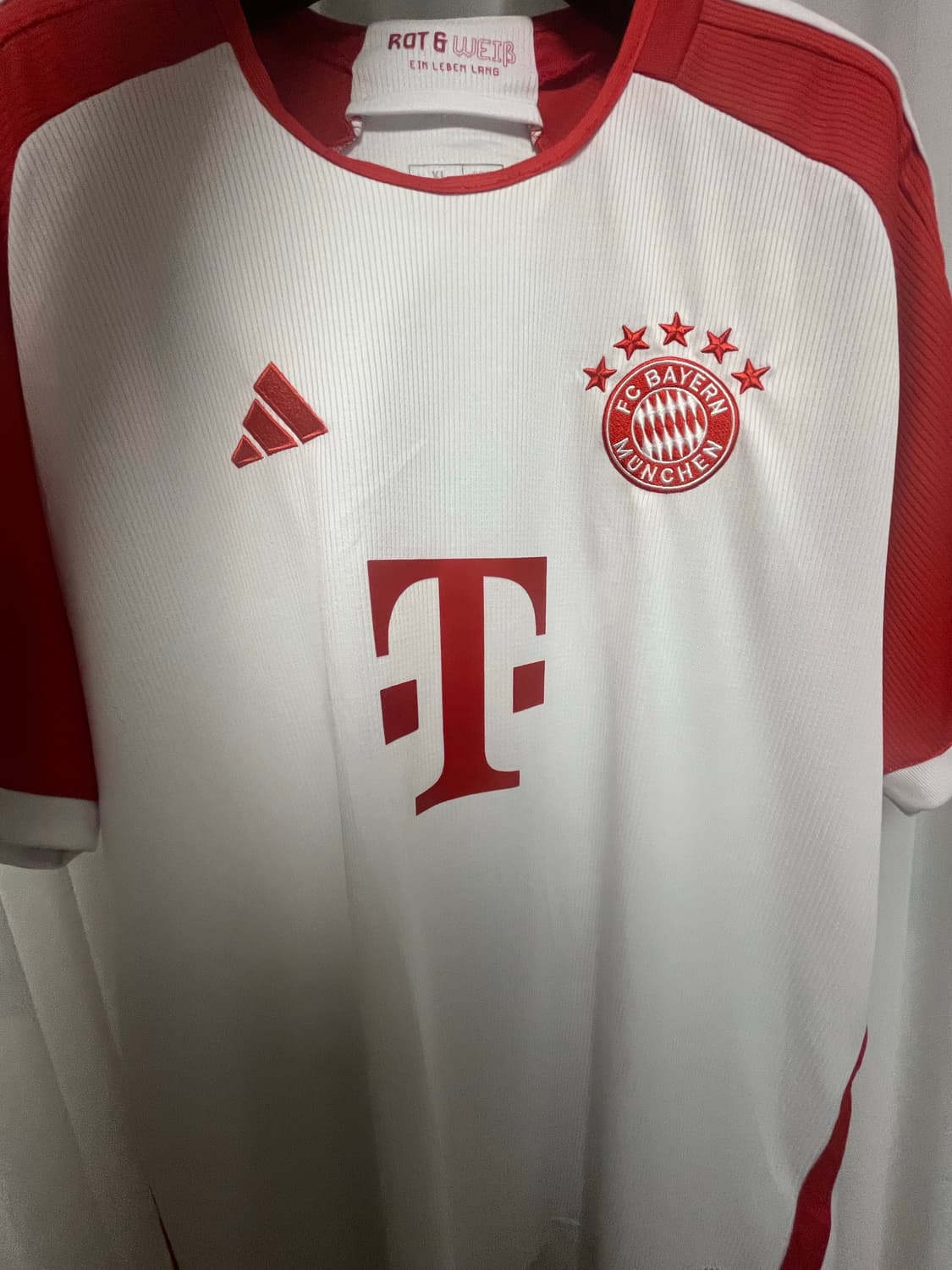 바이에른 뮌헨 김민재 유니폼  상품이미지1