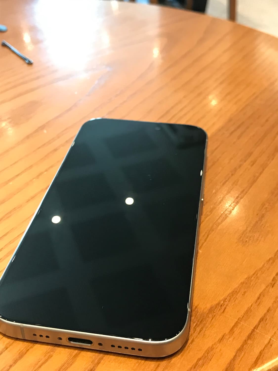 아이폰 15 프로 256GB 실버 상품이미지3