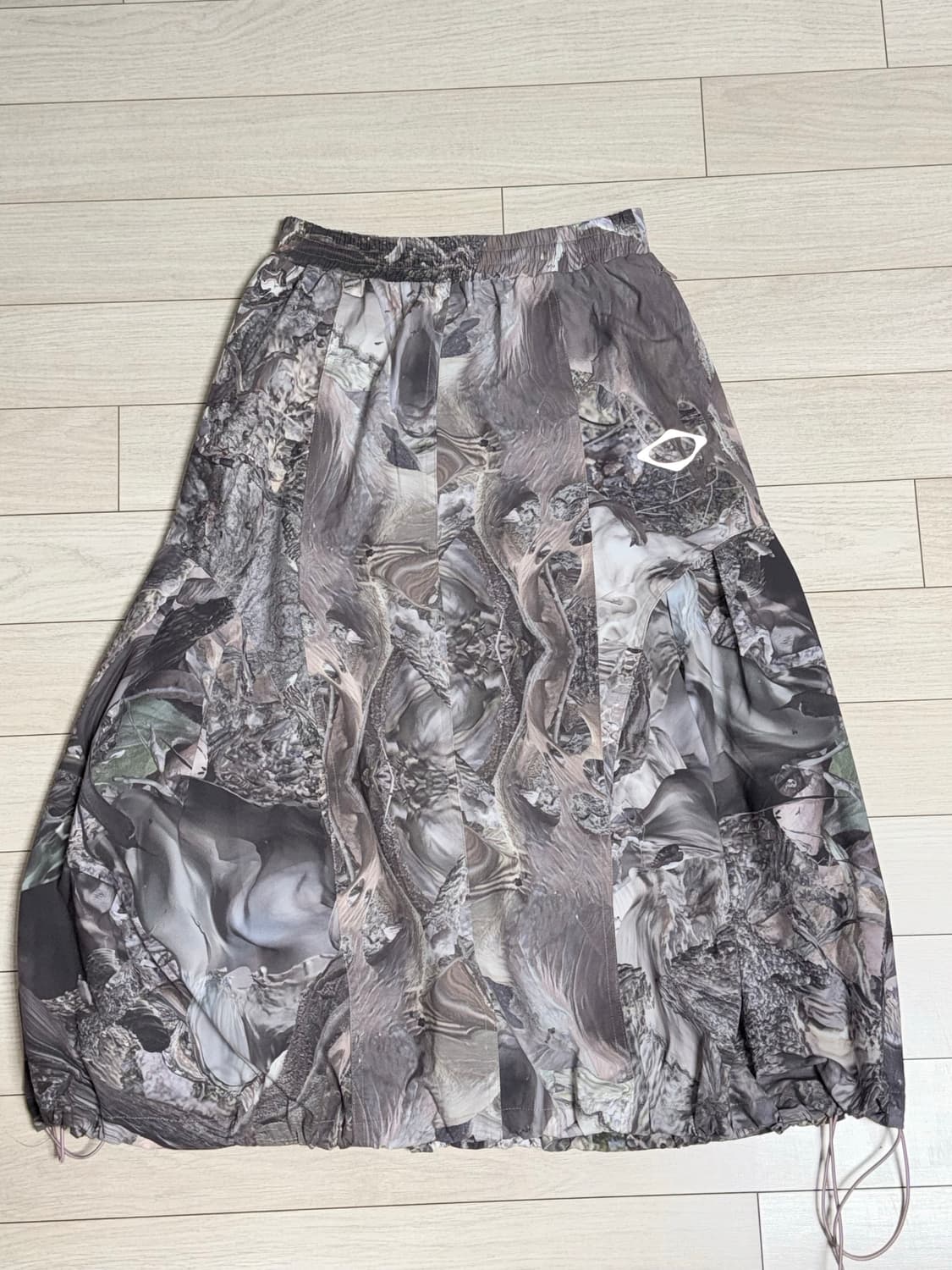 미스치프 익시디드 씬 스커트 상품이미지1