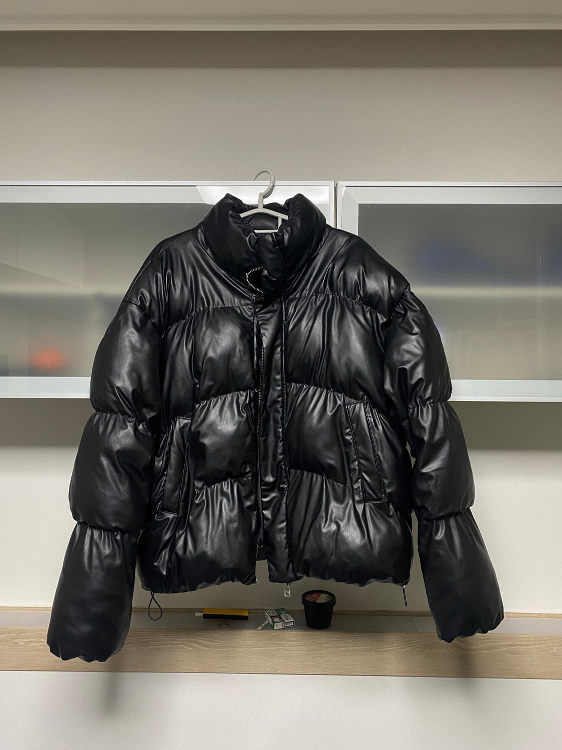 자라 에코 레더 숏 패딩 xl 상품이미지1