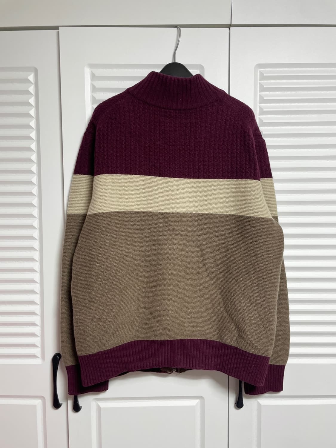 헤지스 집업 니트 상품이미지2