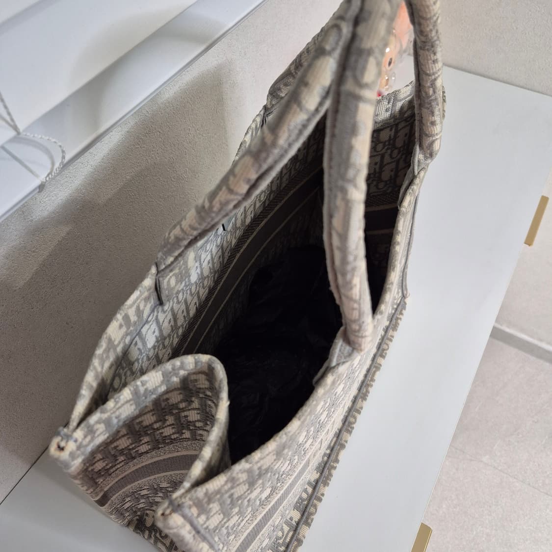 새상품급 디올 오블리크 북토트백 라지 [번x케어 인증] 상품이미지4