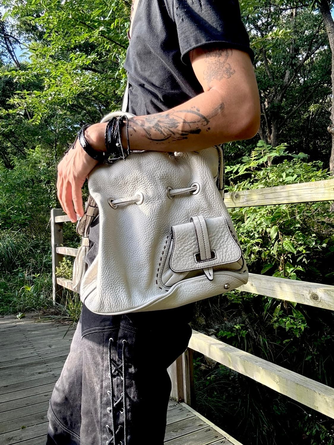 “Unknown” 00’s Design Pocket Detail Bag 상품이미지10