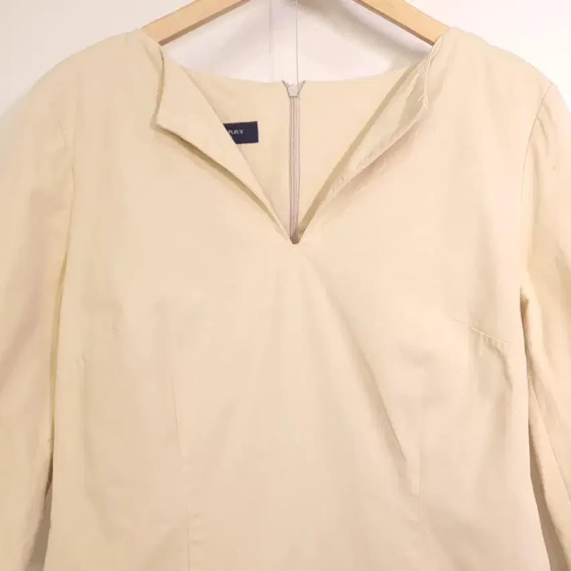 버버리 런던 체크 커프스 반팔 튜닉 블라우스 55 상품이미지3