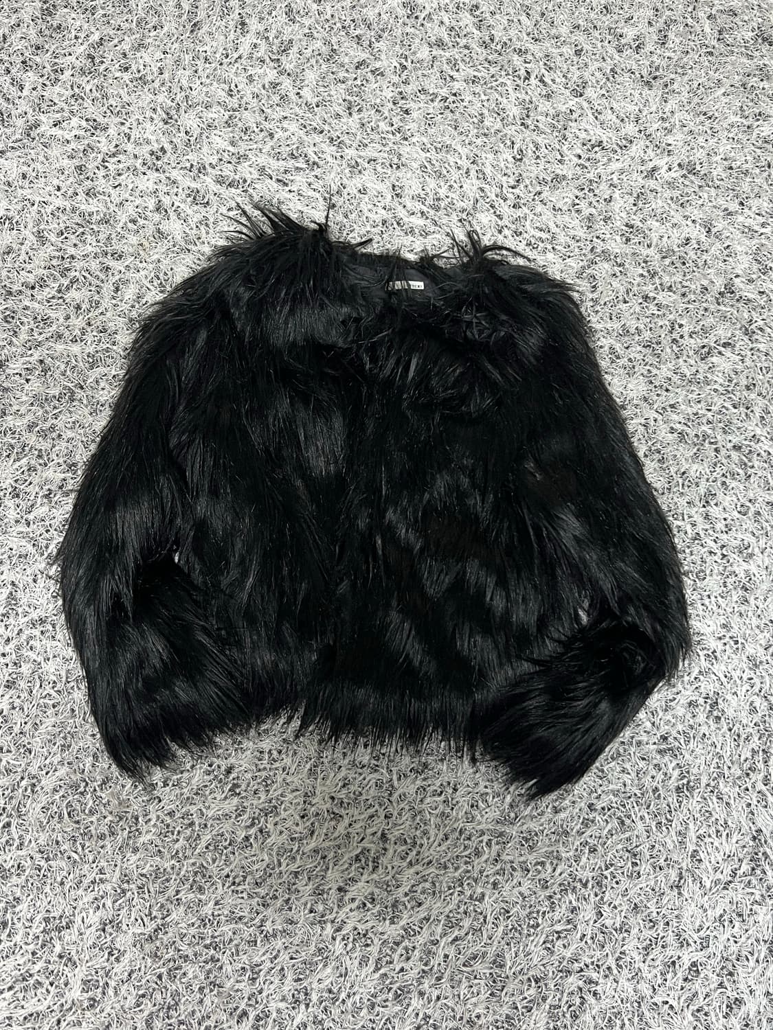 Black faux fur jacket 상품이미지1
