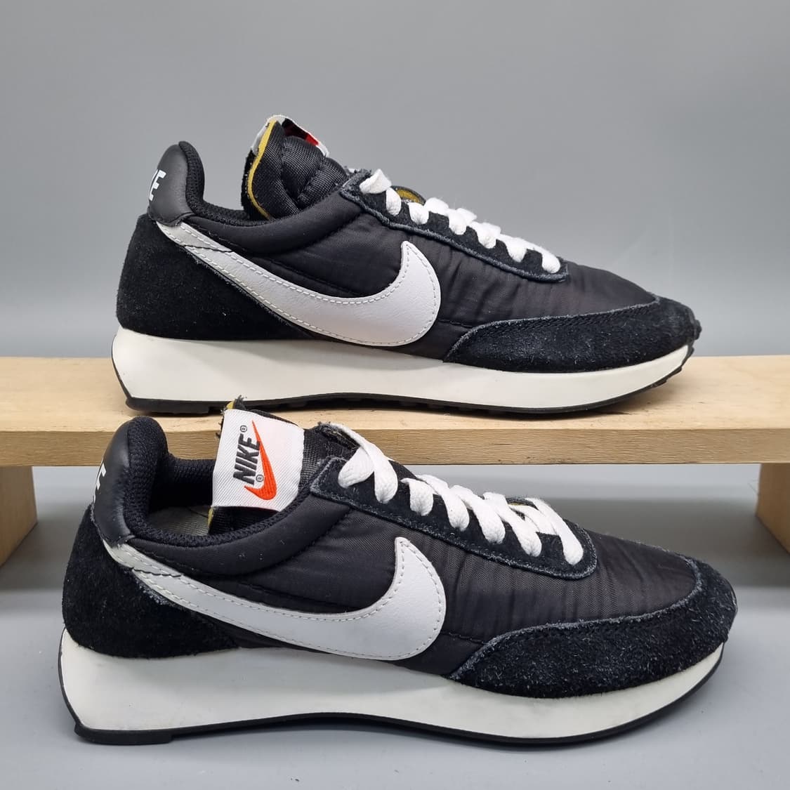 나이키 테일윈드79 여성운동화230 상품이미지1