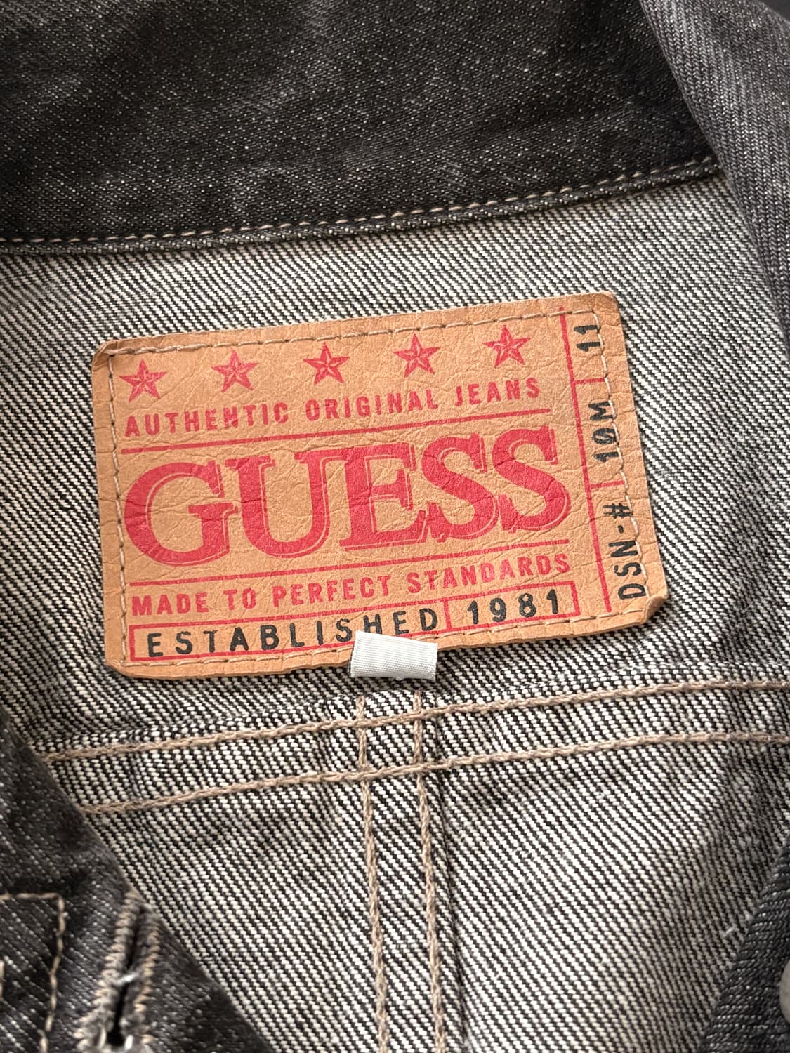 게스 흑청 데님 트러커 자켓 상품이미지2