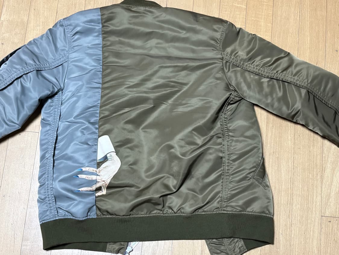 Undercover "The Hand" MA-1 Bomber Jacket 상품이미지10