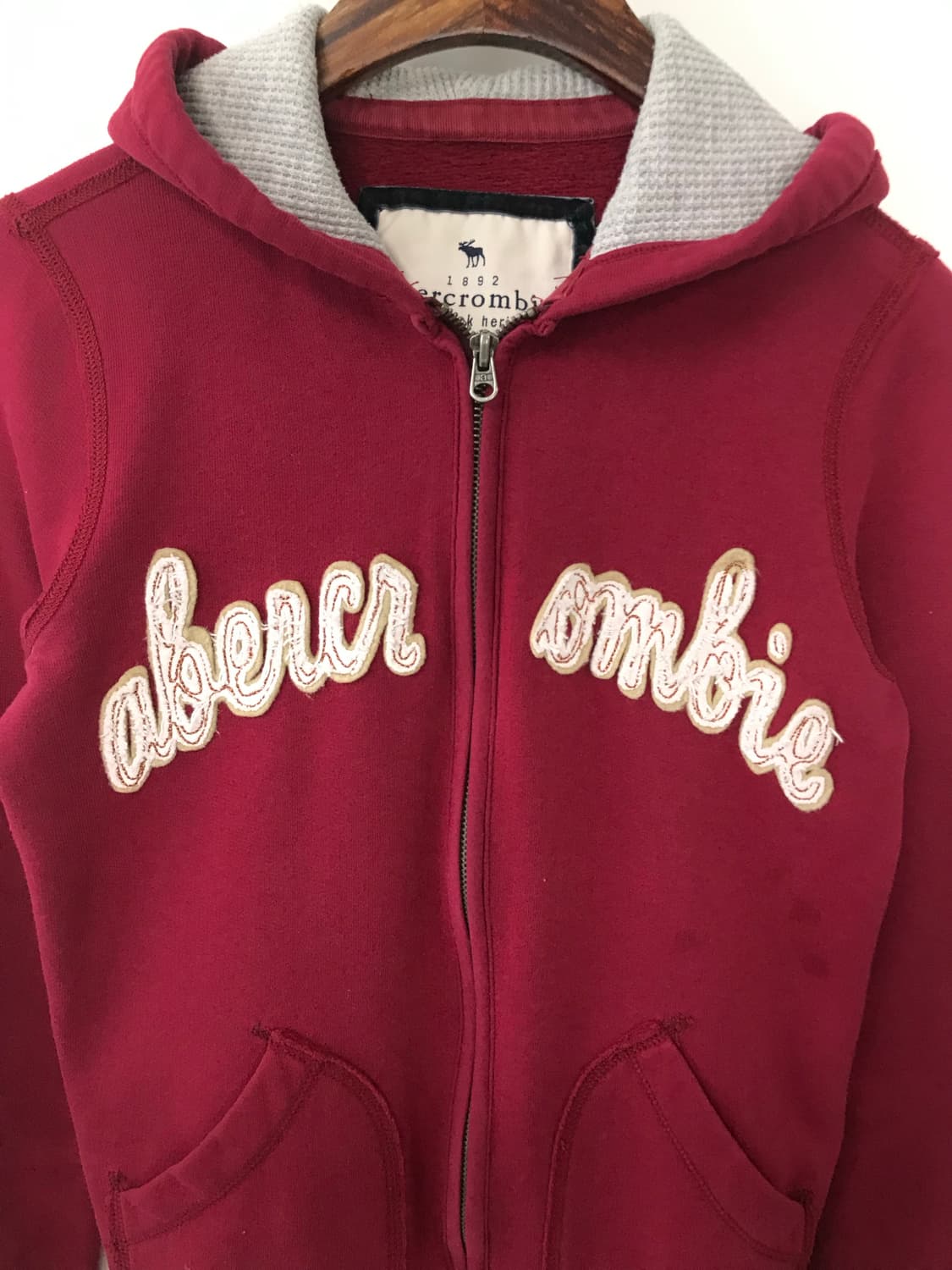 아베크롬비 y2k 와투케 버건디 딱붙 후드집업 상품이미지3
