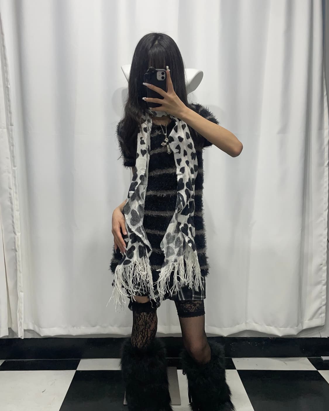 🎸화이트 하트 패턴 머플러🎸 상품이미지3