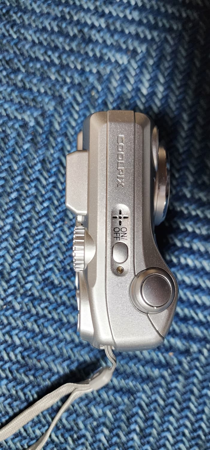 니콘 쿨픽스 2200 디지털 카메라 팝니다. 디카 상품이미지2