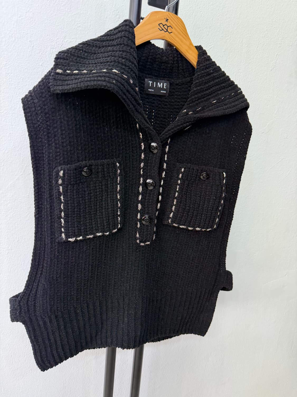 정품) TIME 타임 한섬 22ss 블랙 니트 베스트 조끼 90F 상품이미지2
