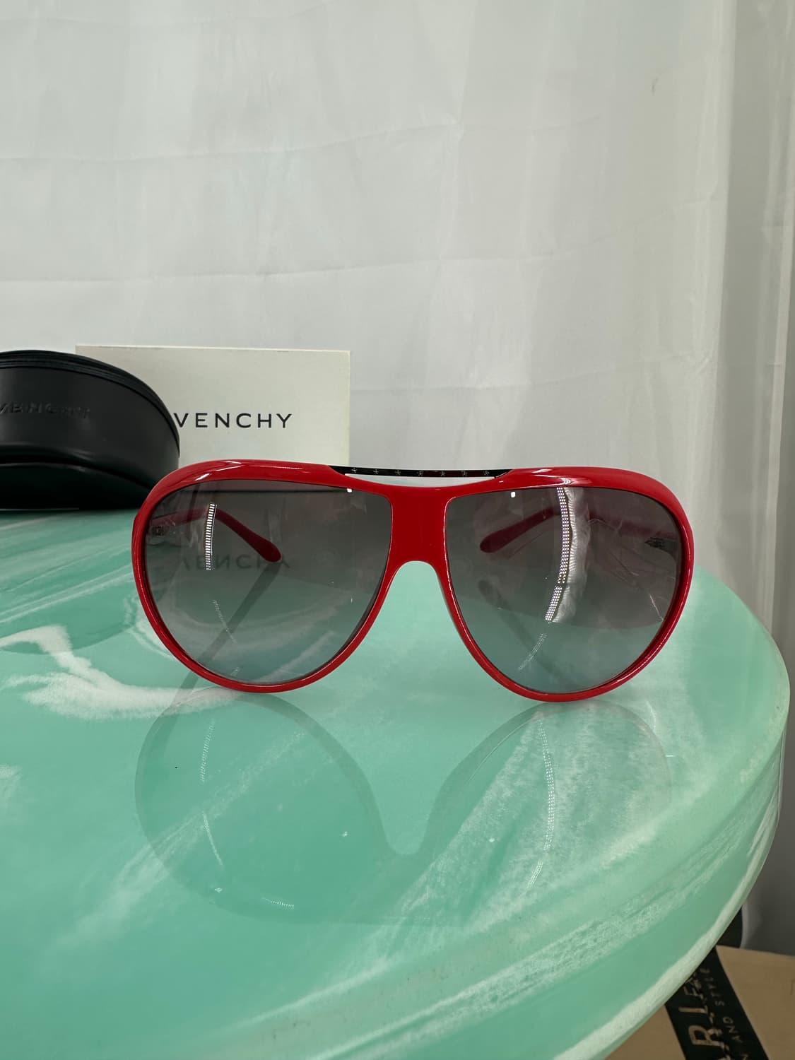 [새상품 무료배송] 지방시 Made in Italy 선글라스 상품이미지1