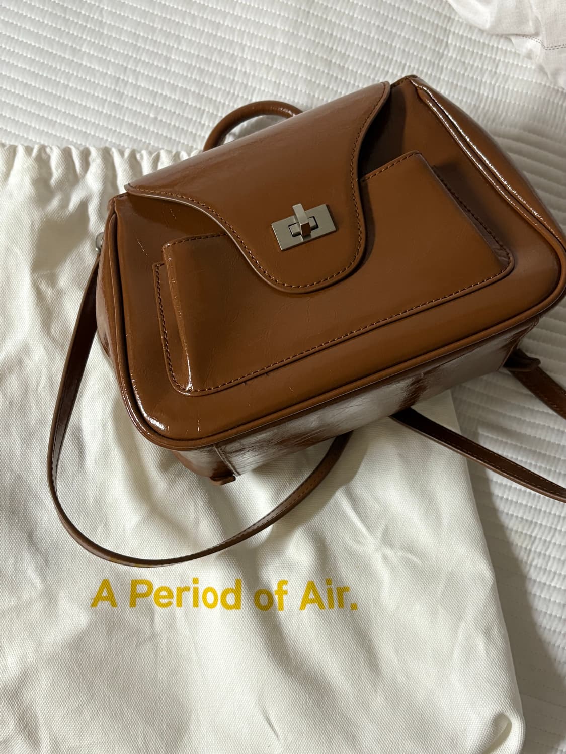 아포아 파오 체인 백팩 브라운 상품이미지2