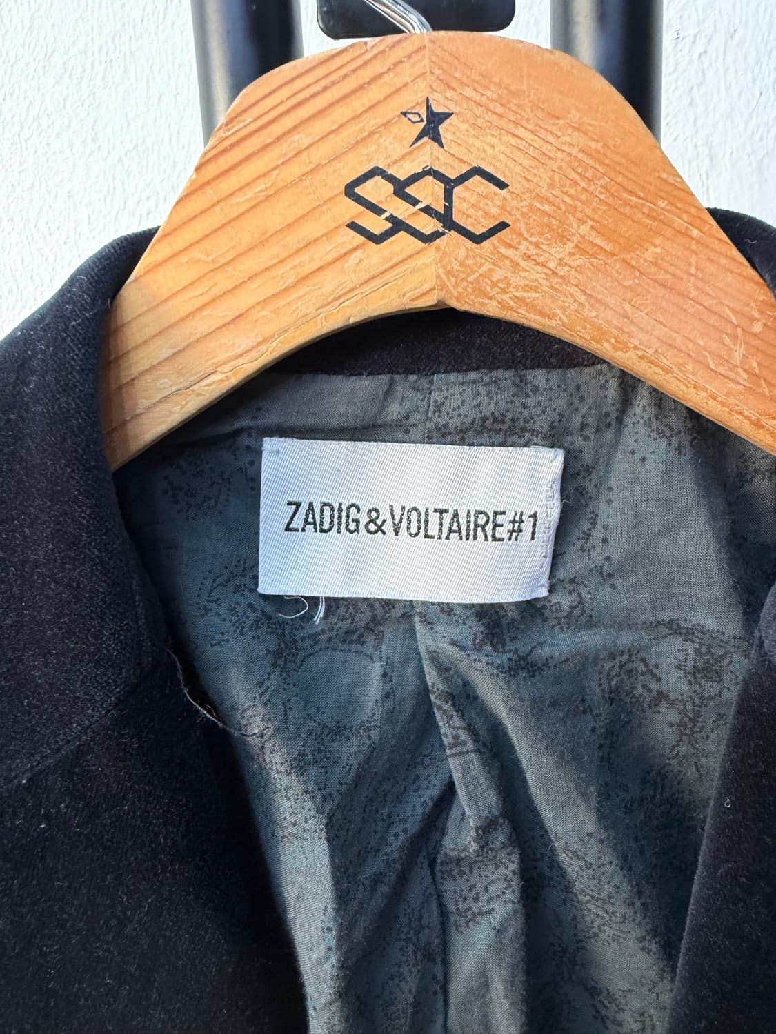 정품) 쟈딕앤볼테르 블랙 벨벳 자켓 40 (55-66) 상품이미지6