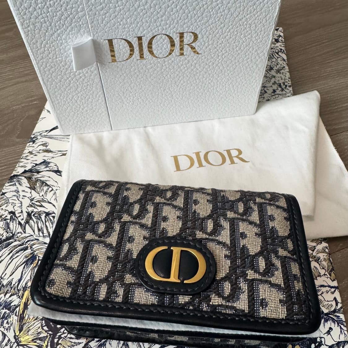 디올 오블리크 몽테인 나노 파우치 크로스백 상품이미지1