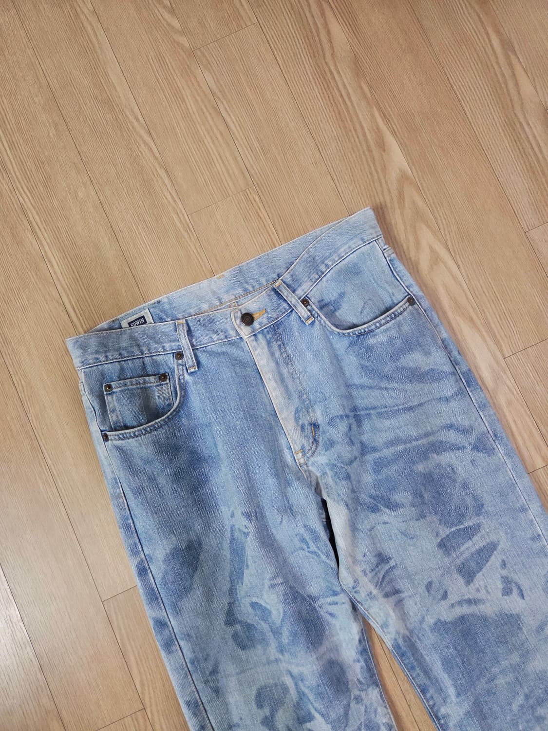 에드윈 라이트 블루 러기드 워싱 데님 팬츠 상품이미지2