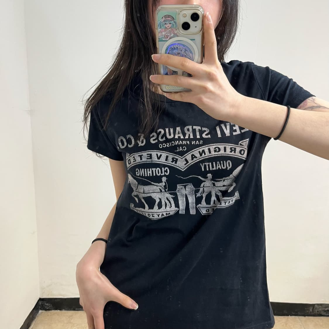 Levi’s black t-shirt 상품이미지3