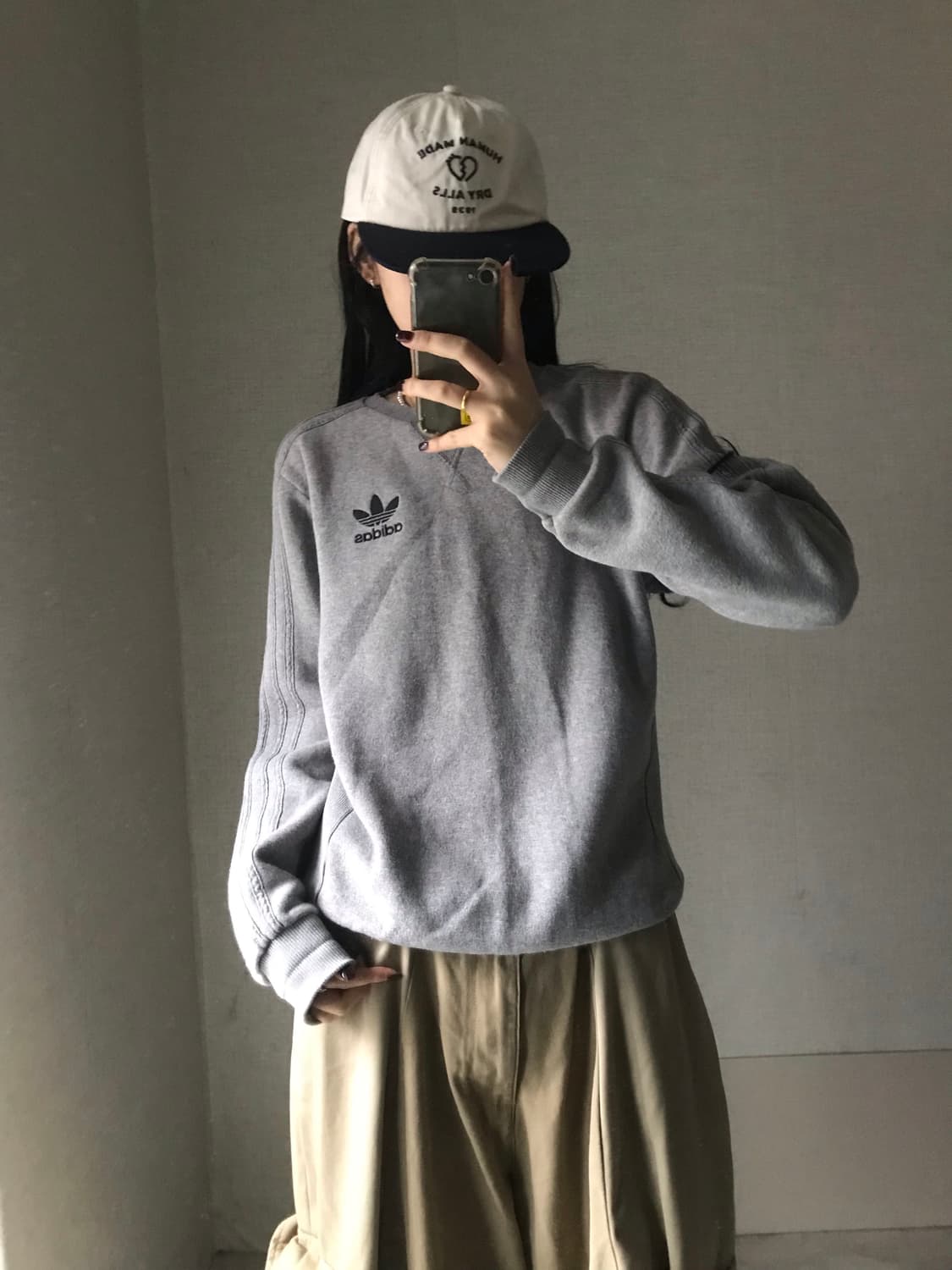 아디다스 그레이 삼선 맨투맨 상품이미지4