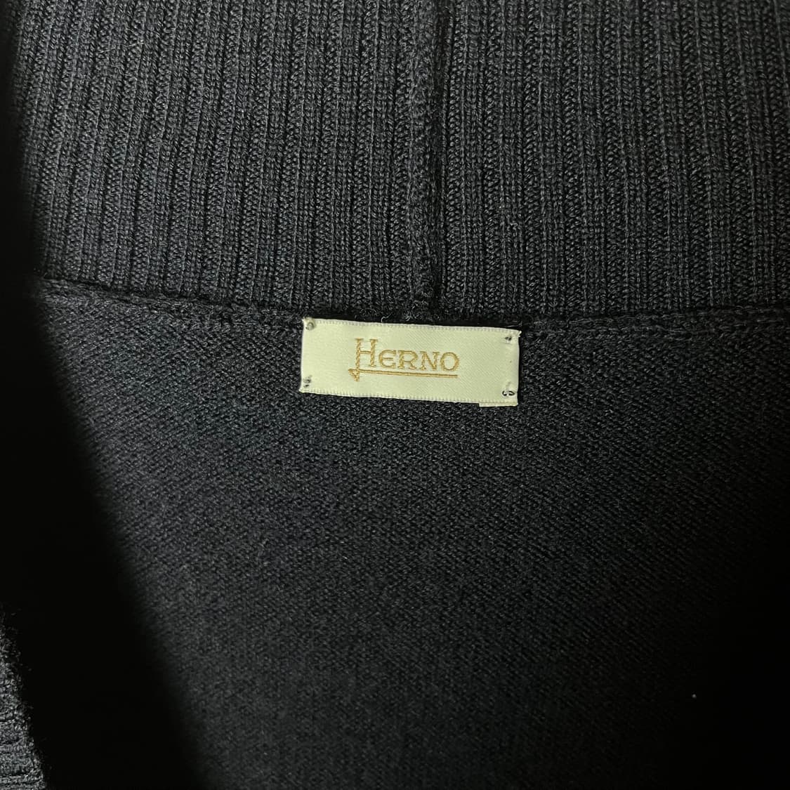 [Herno] 에르노 재팬 울 니트 베스트 상품이미지5