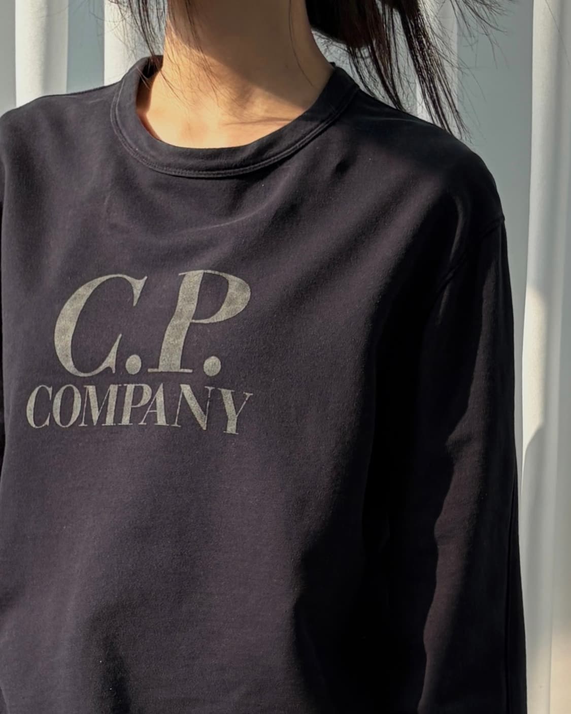 [M]CP컴퍼니 C.P.COMPANY 로고 스웻 슬리브  상품이미지3