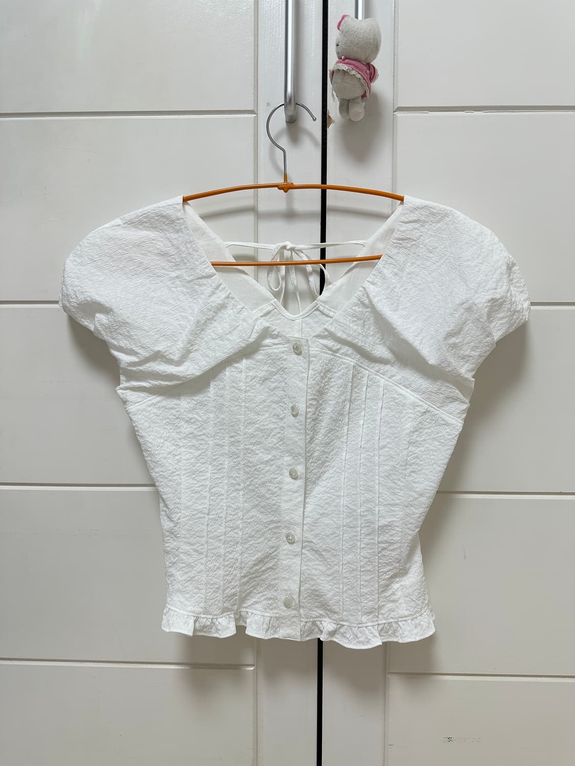 Raive 레이브 핀턱 브이넥 블라우스 상품이미지2