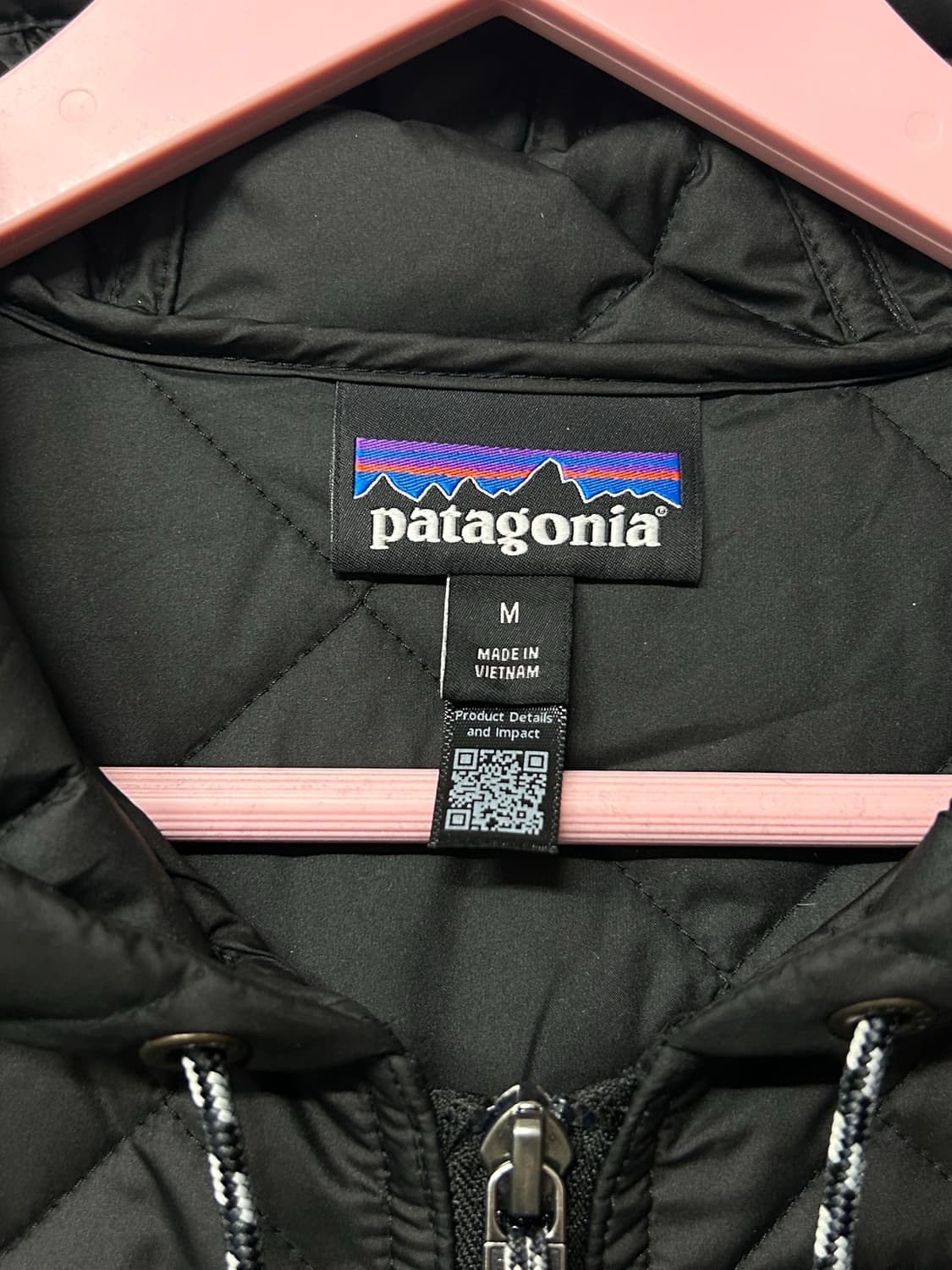 정품 파타고니아 우먼즈 다이아몬드 퀼티드 보머 후디 상품이미지3