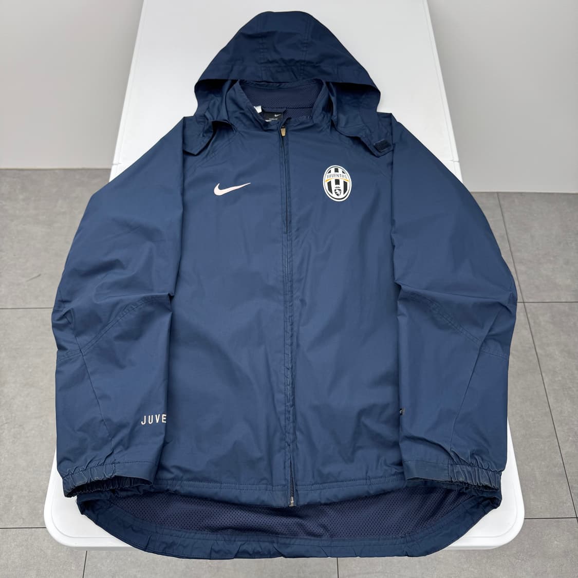 나이키 유벤투스 바람막이  상품이미지2