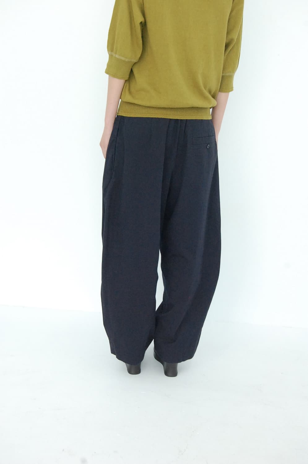 Cos pin tuck pants 상품이미지1