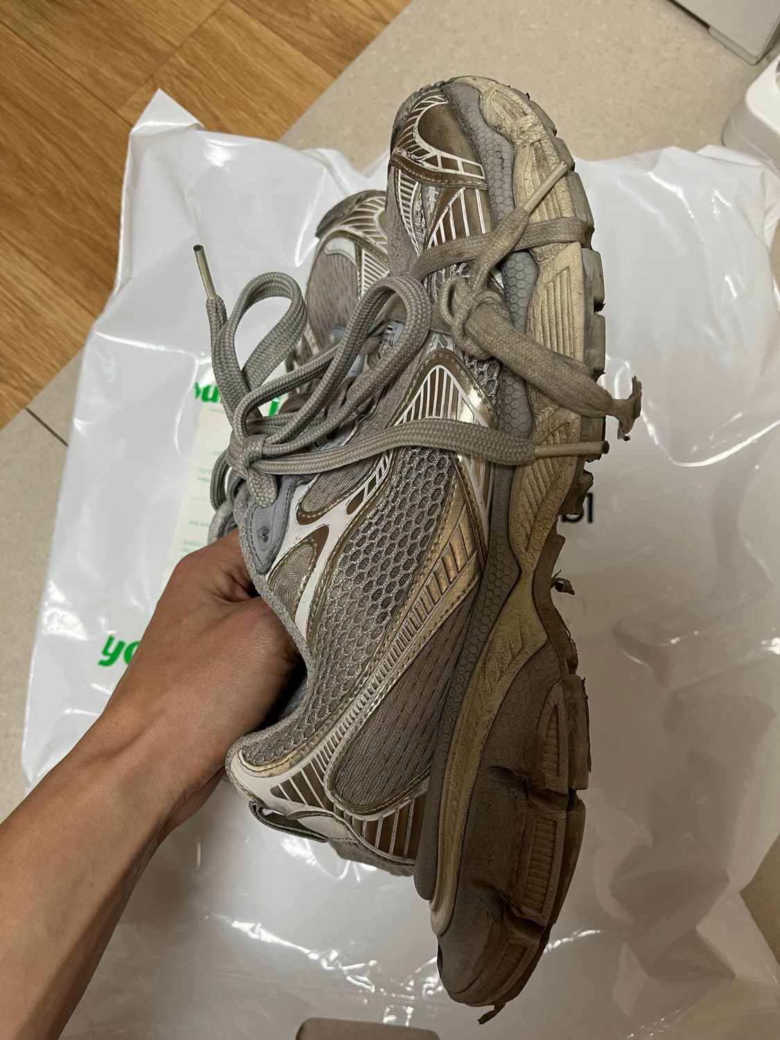 발렌시아가 3xl 에그쉘 42 상품이미지2