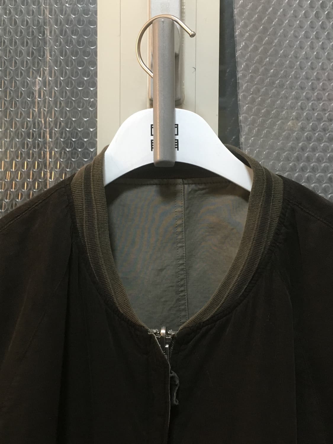 (4) 폴리테루 플로럴 수베니어 25FW 상품이미지10