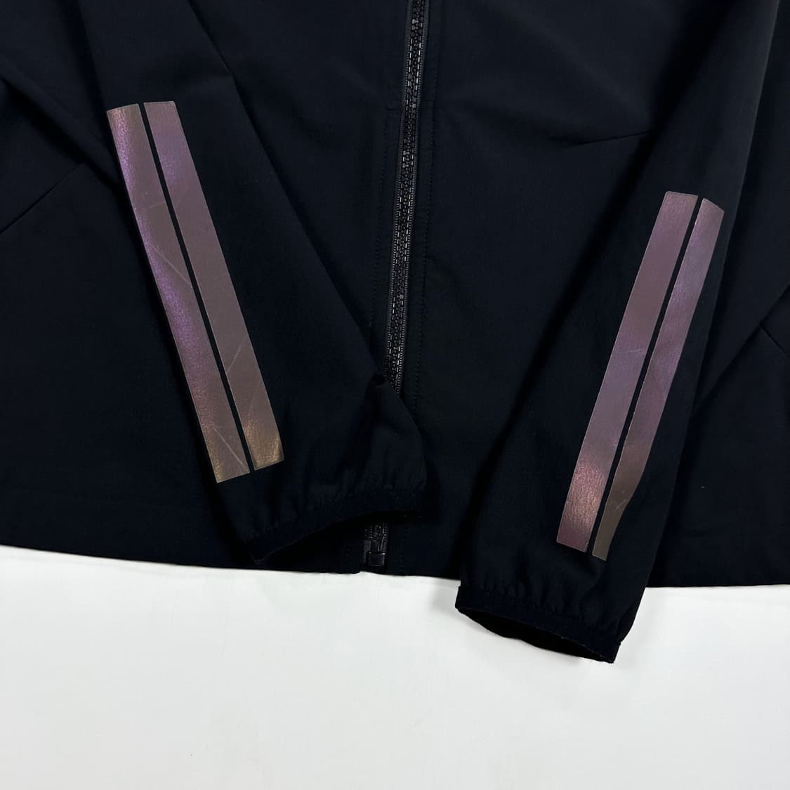 캘빈클라인 ck 블랙 풀오버 바람막이 자켓 (M 여성추천) 상품이미지4