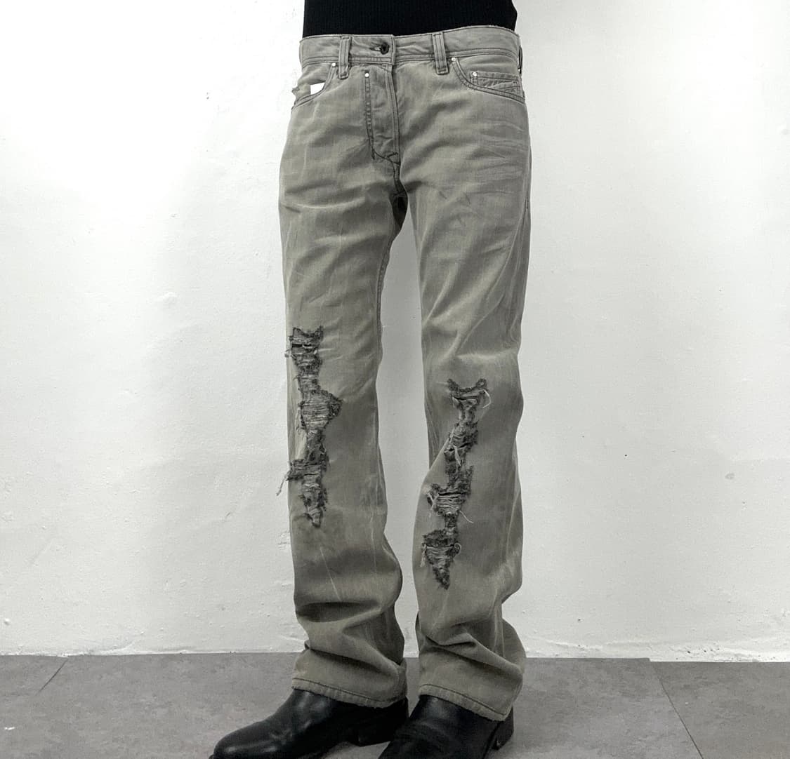 Diesel Safado Distressed Gray Denim 상품이미지1
