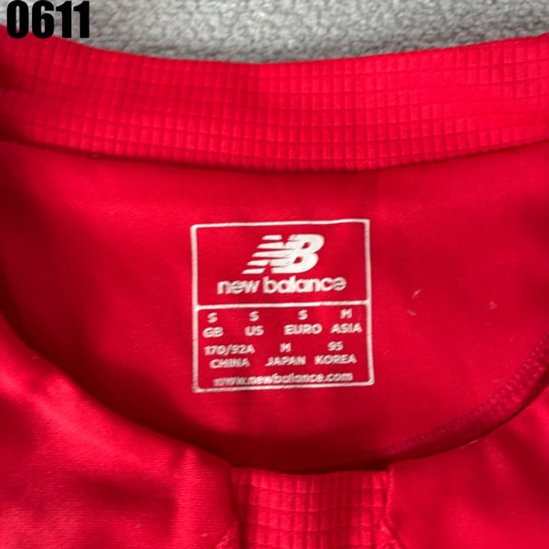 뉴발란스 레드 반팔티  상품이미지2