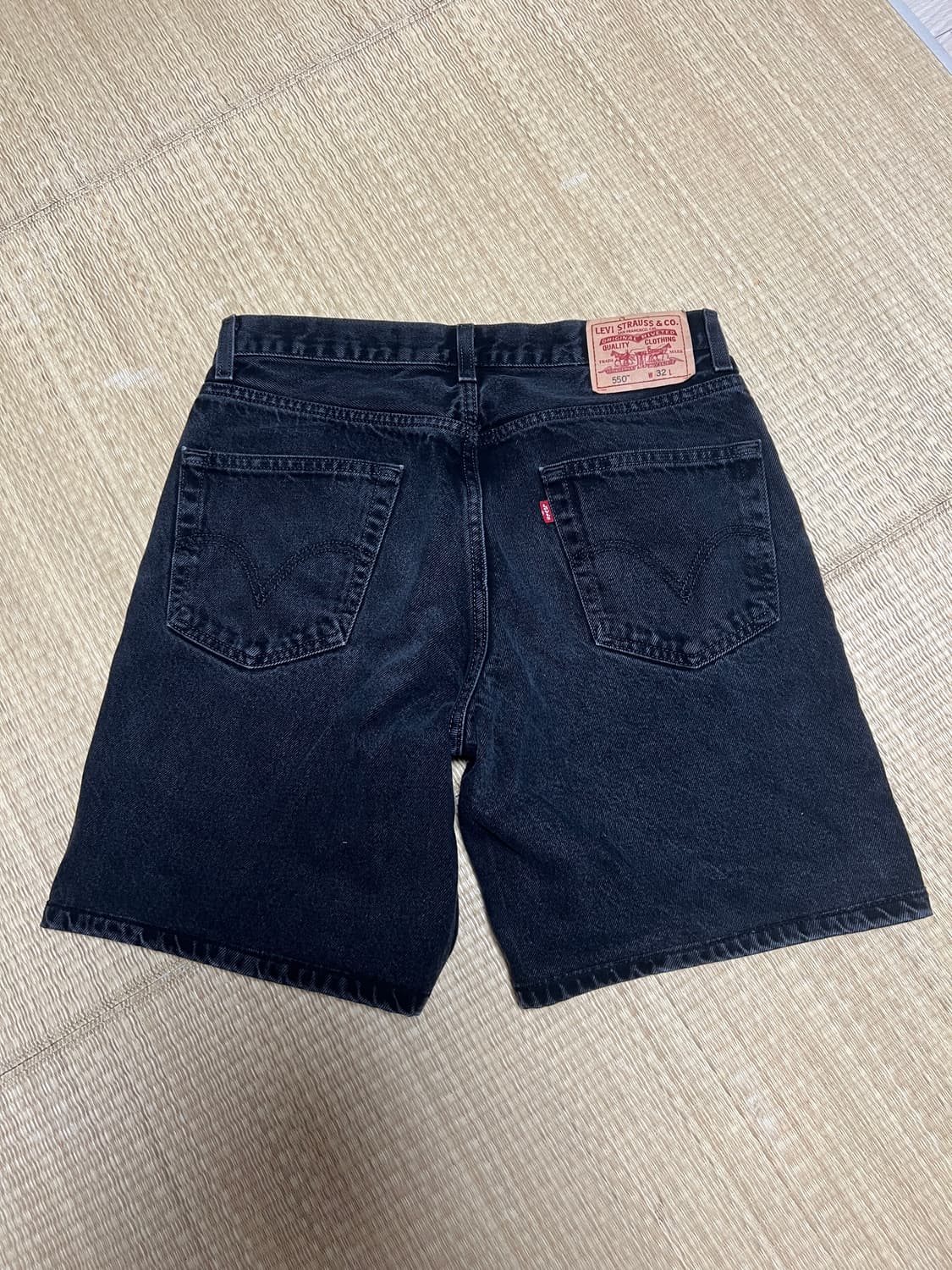 리바이스 빈티지 550 데님 쇼츠 블랙 상품이미지2