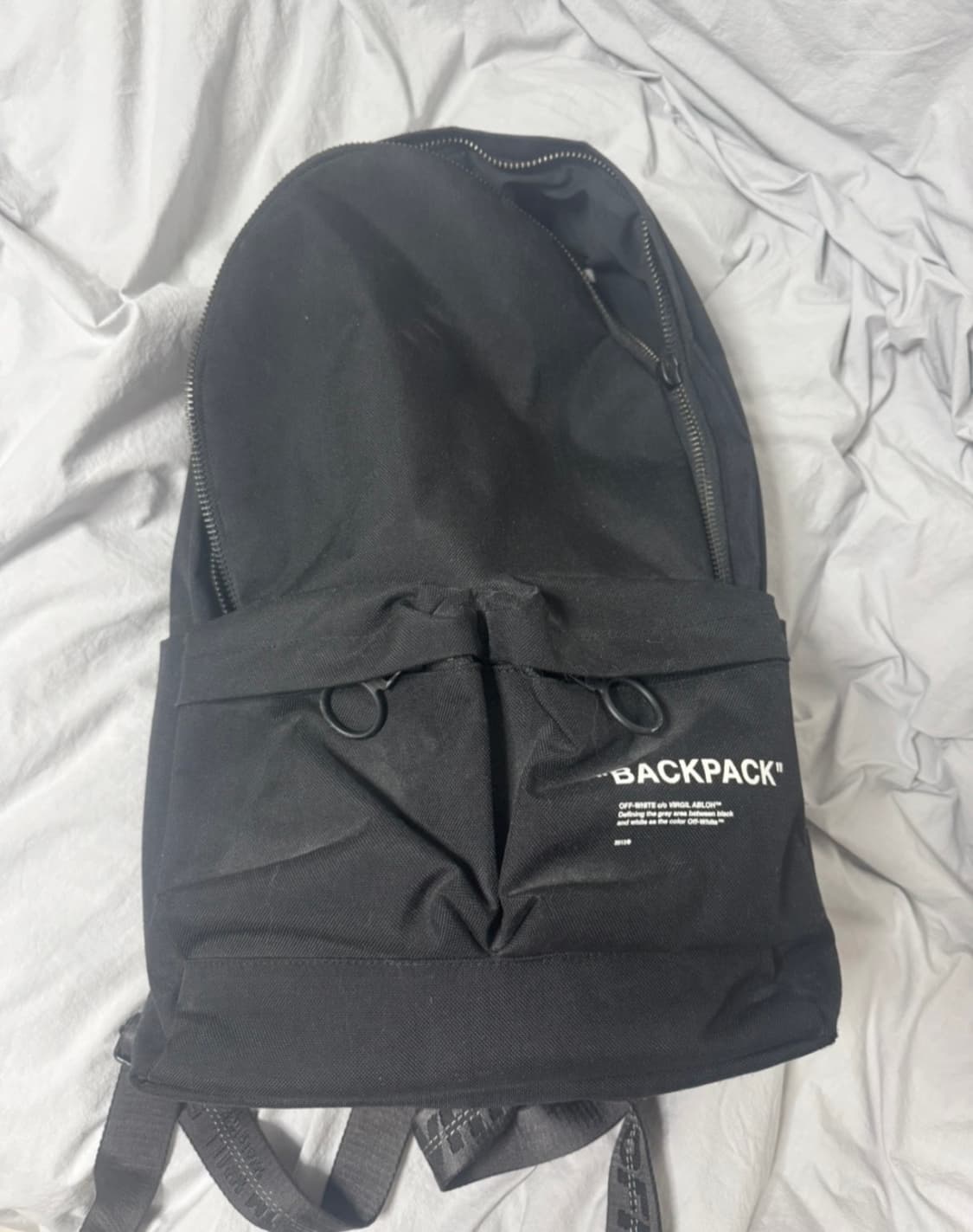 오프화이트 백팩 상품이미지1