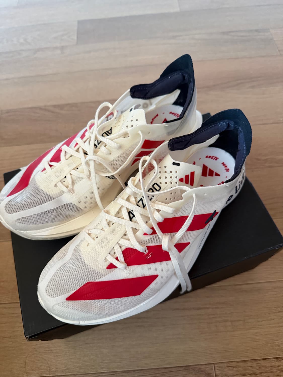 [255]아디다스 아디오스 프로3 오프화이트 상품이미지1