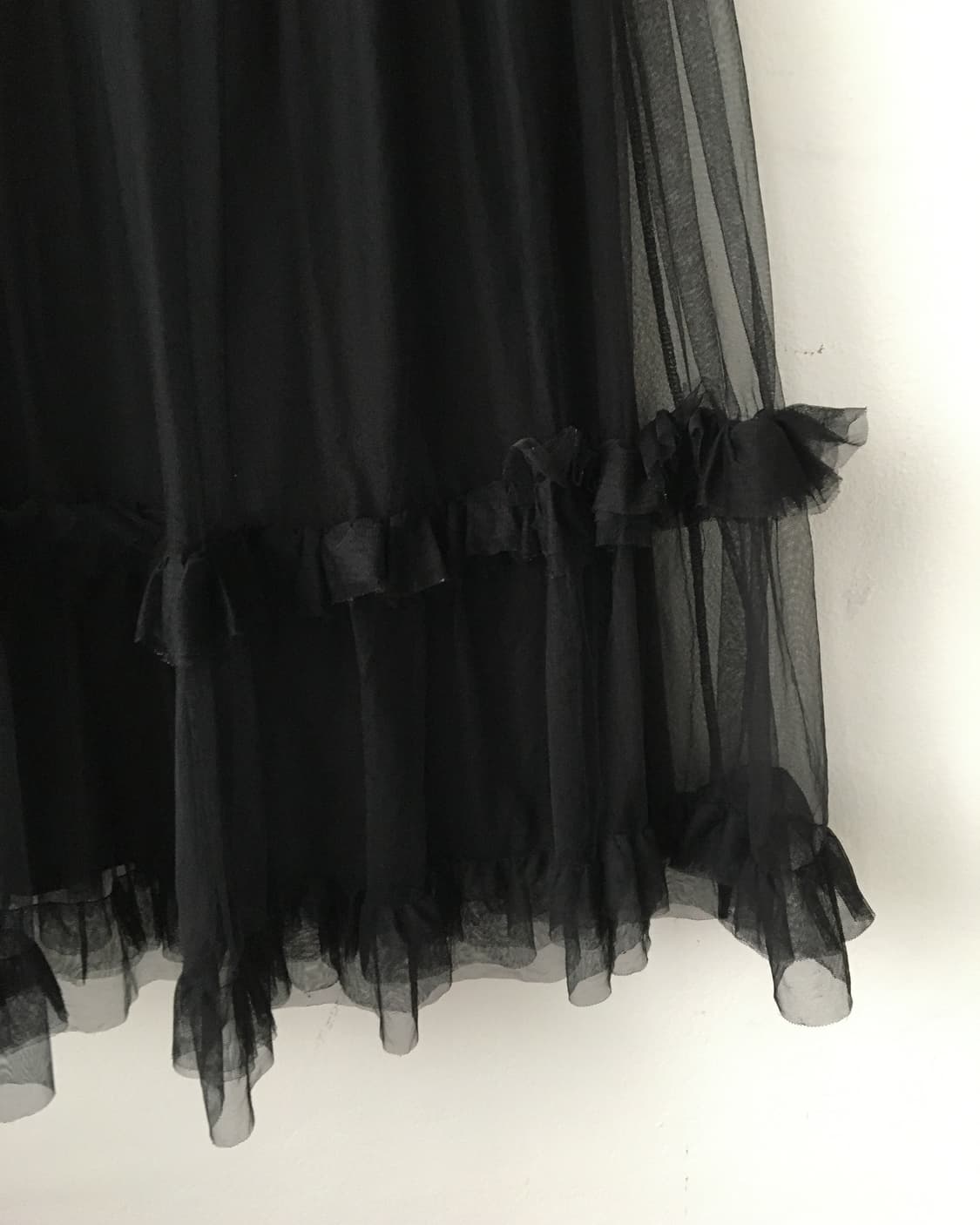 Frill layer point sha long skirt 상품이미지3