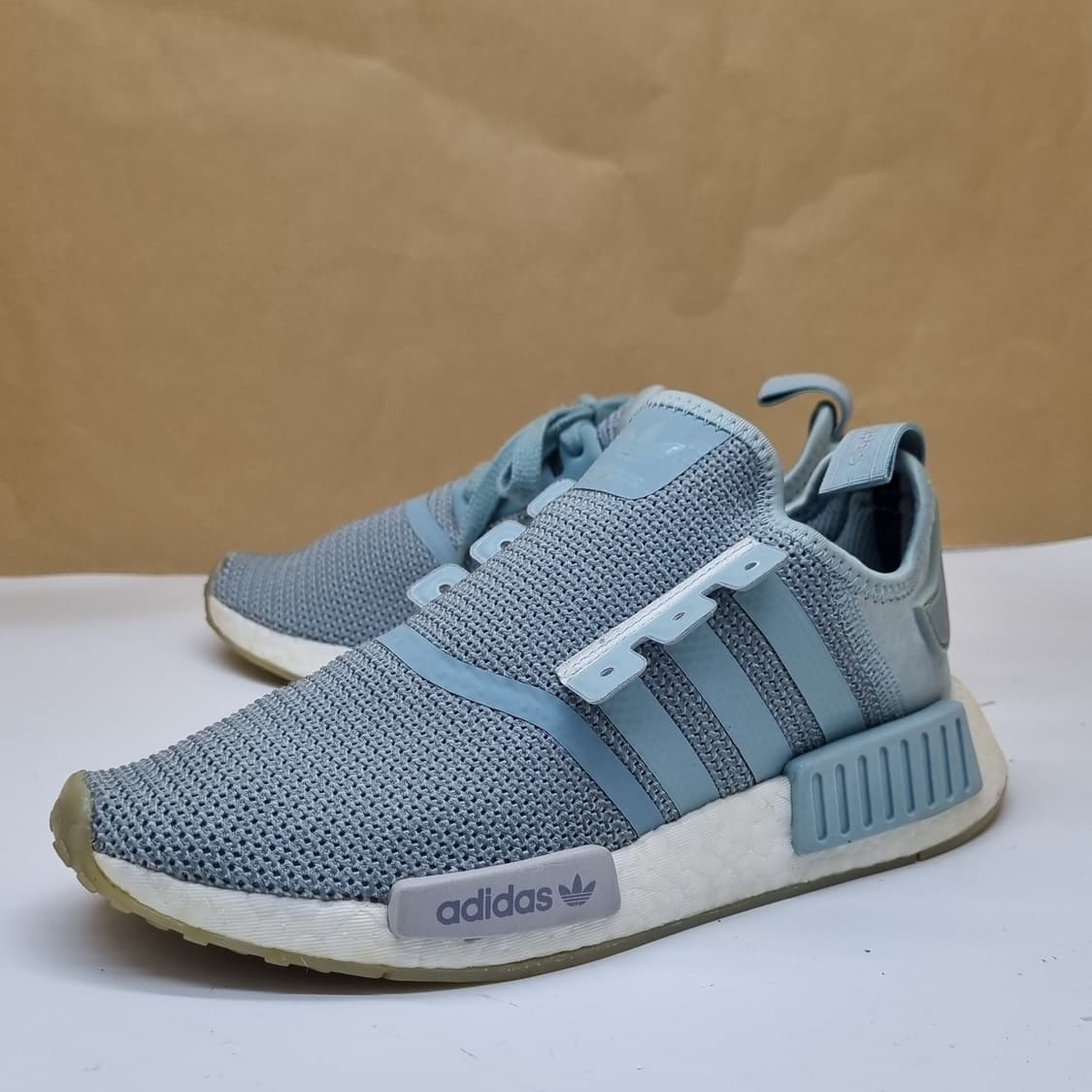 아디다스 NMD R1 여성운동화235  상품이미지1
