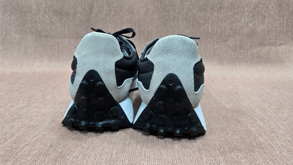 뉴발란스 300mm-  327 검흰 남자 스니커즈 운동화 상품이미지5