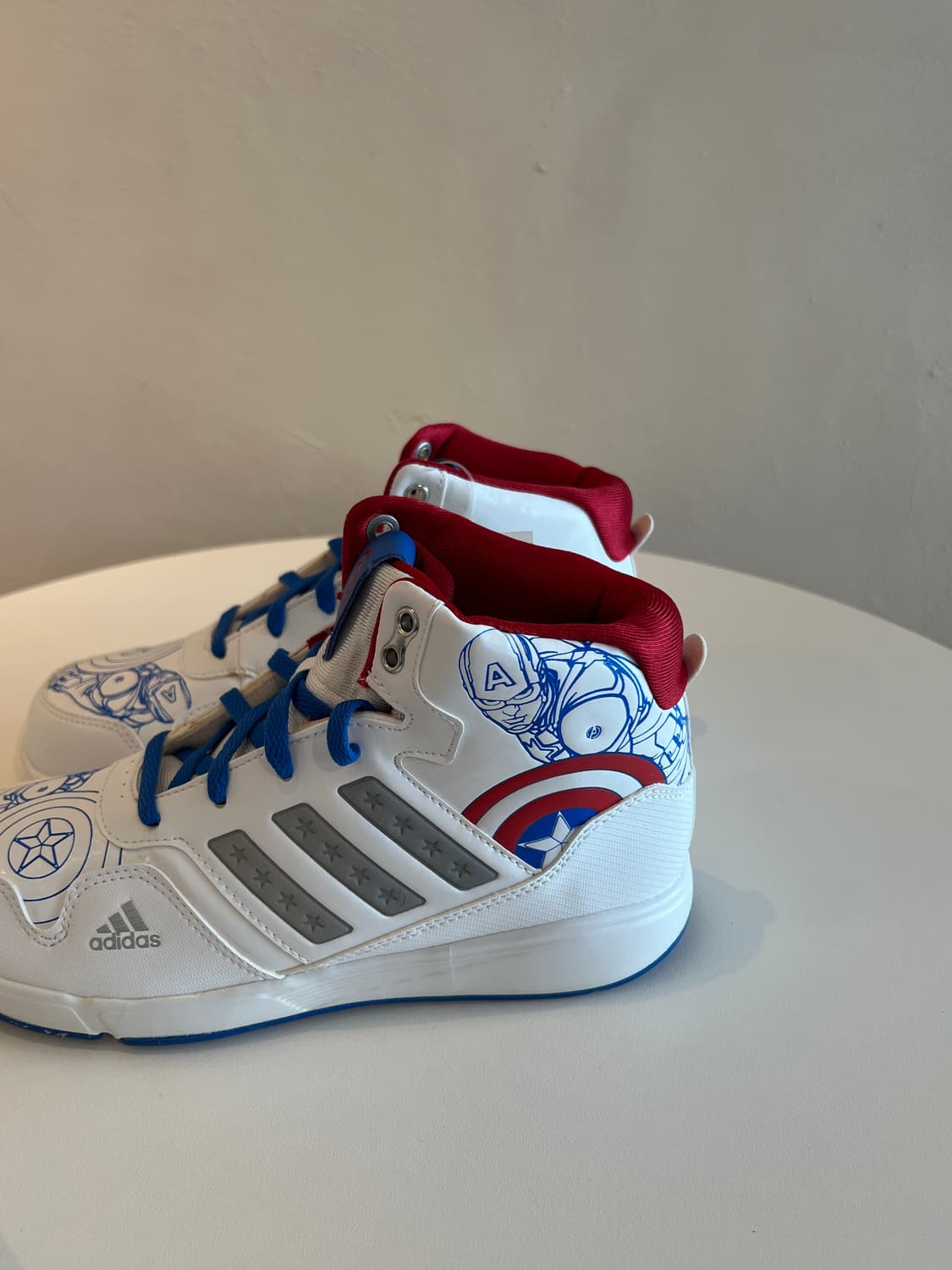 (220) 아디다스 DY 어벤져스 미드 K (B23898) 상품이미지3