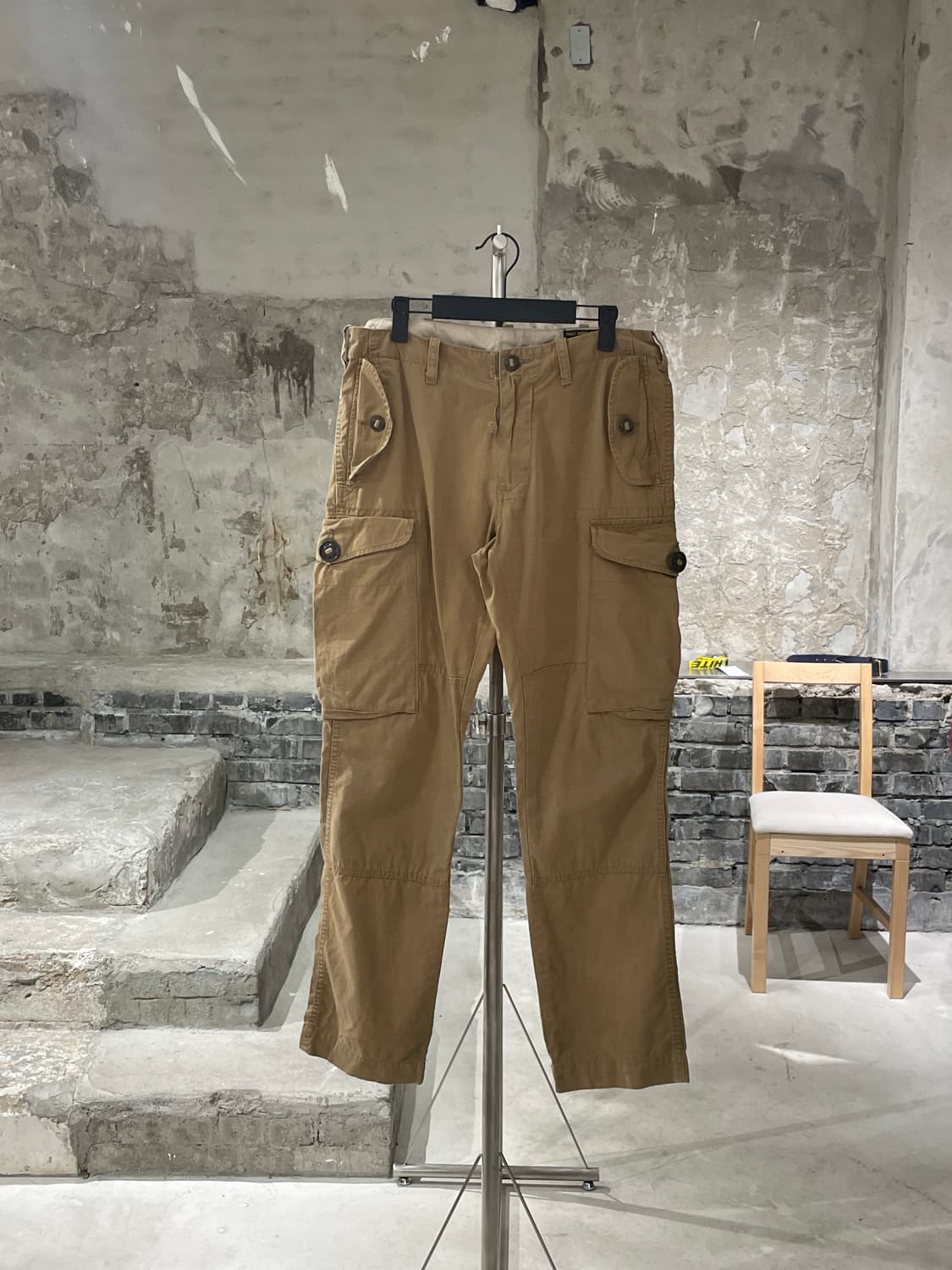 폴로 랄프로렌 베이지 스트레이트 컴뱃 카고 팬츠 상품이미지1