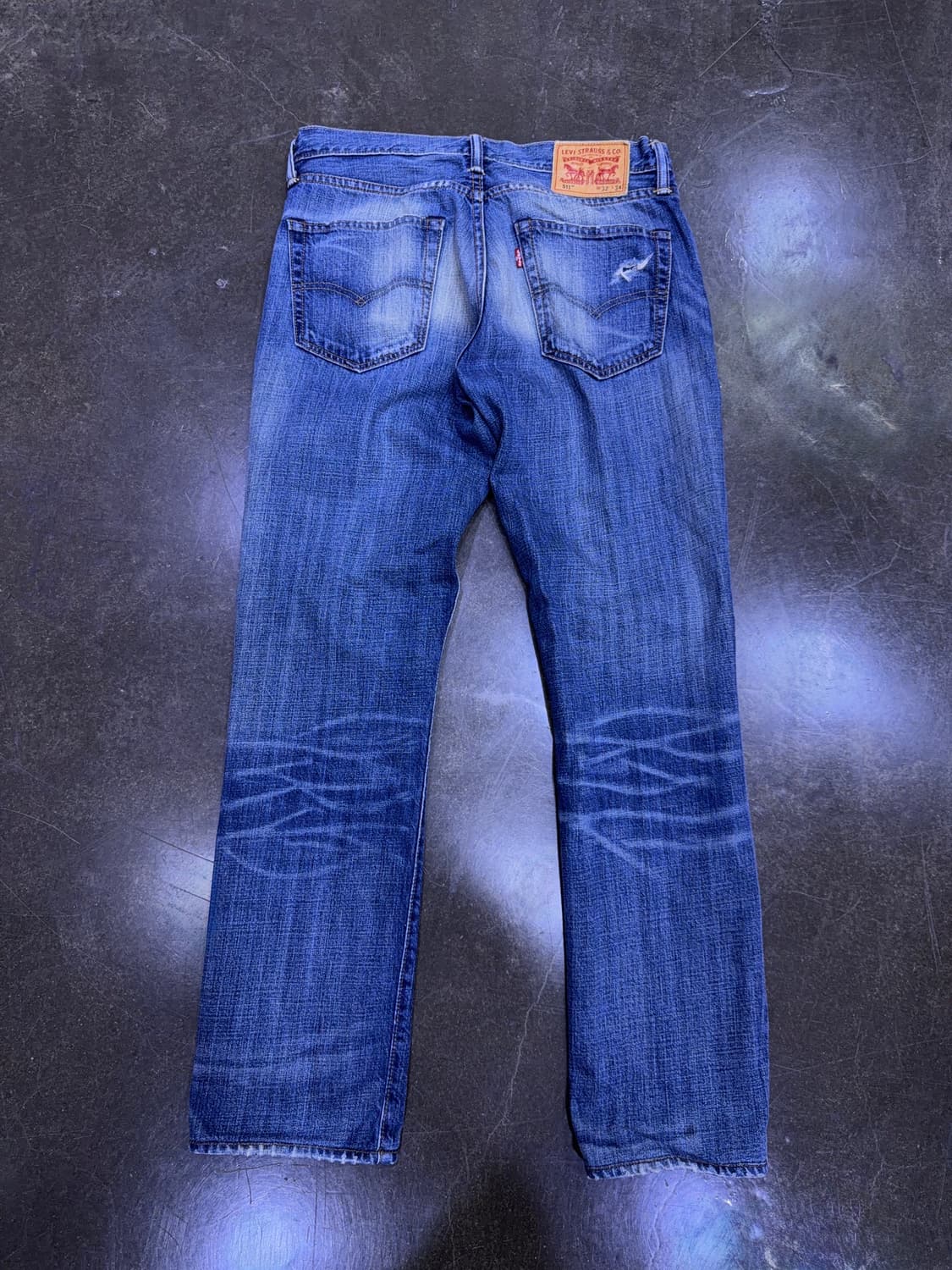 리바이스 511 빈티지 데미지 리워크 슬림핏 데님팬츠 32 상품이미지2