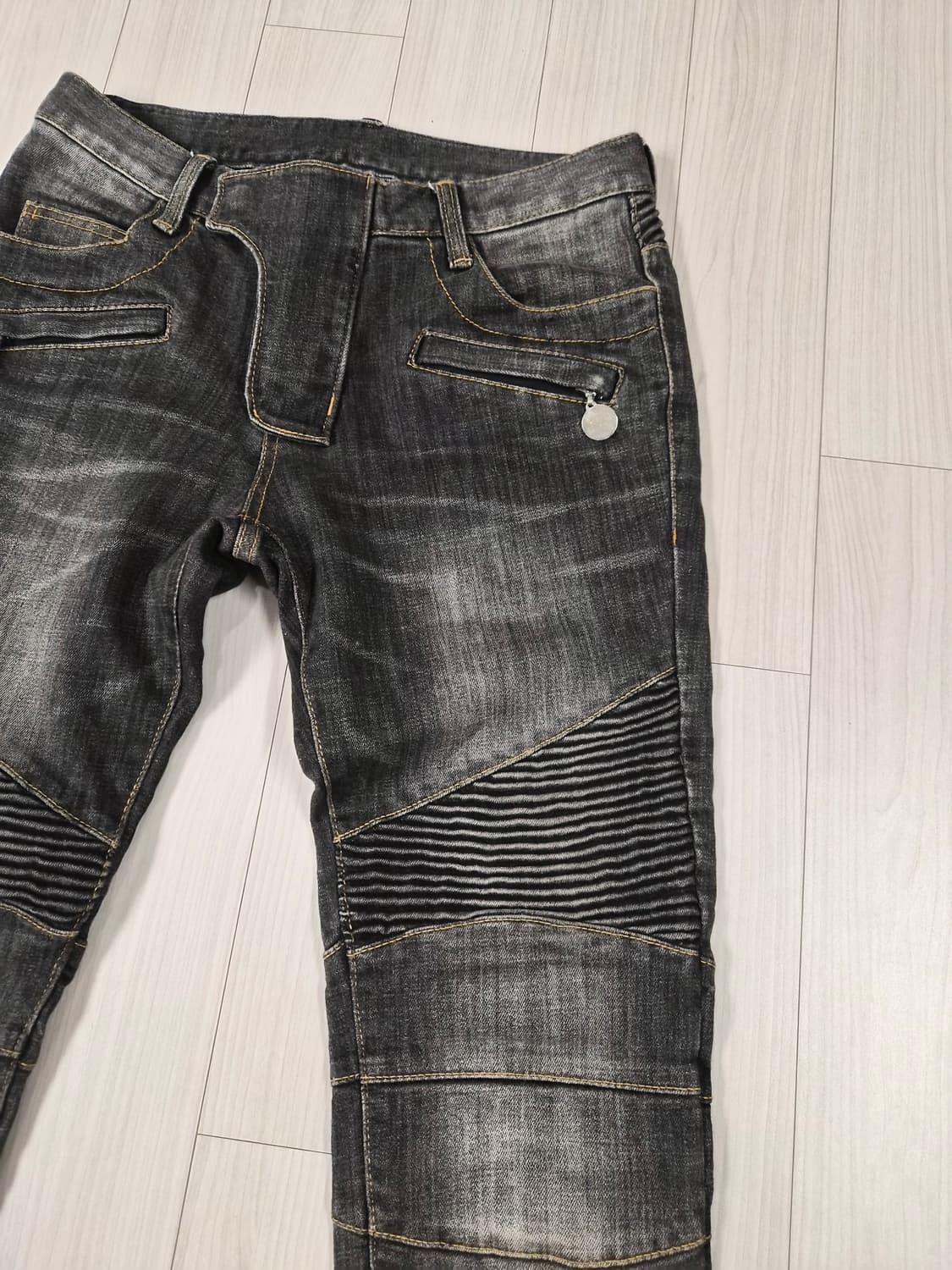 발망(BALMAIN) 블랙 워싱 바이커 진 (48 사이즈) 상품이미지3