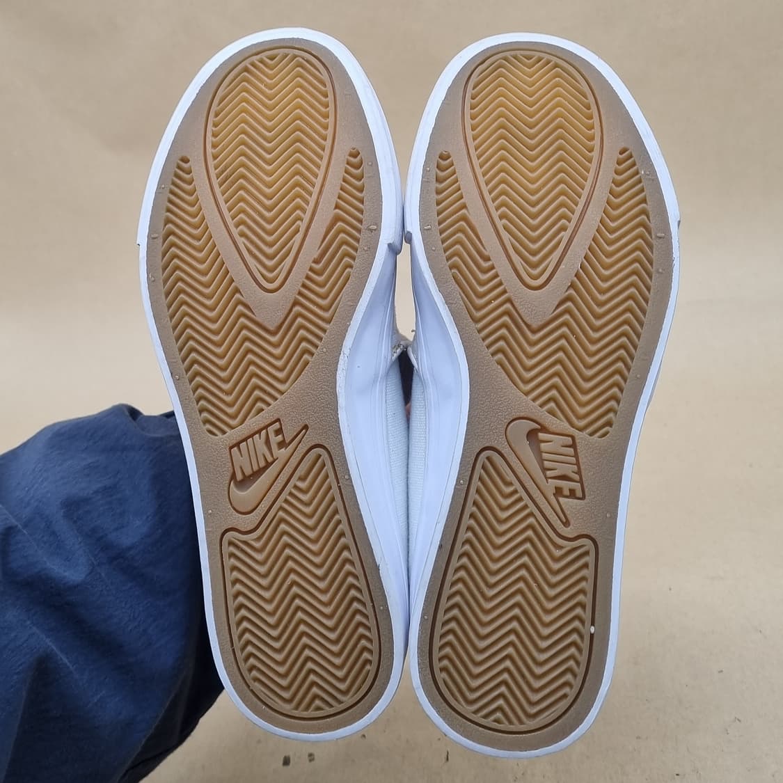 나이키 토키 여성슬립온 230 상품이미지3