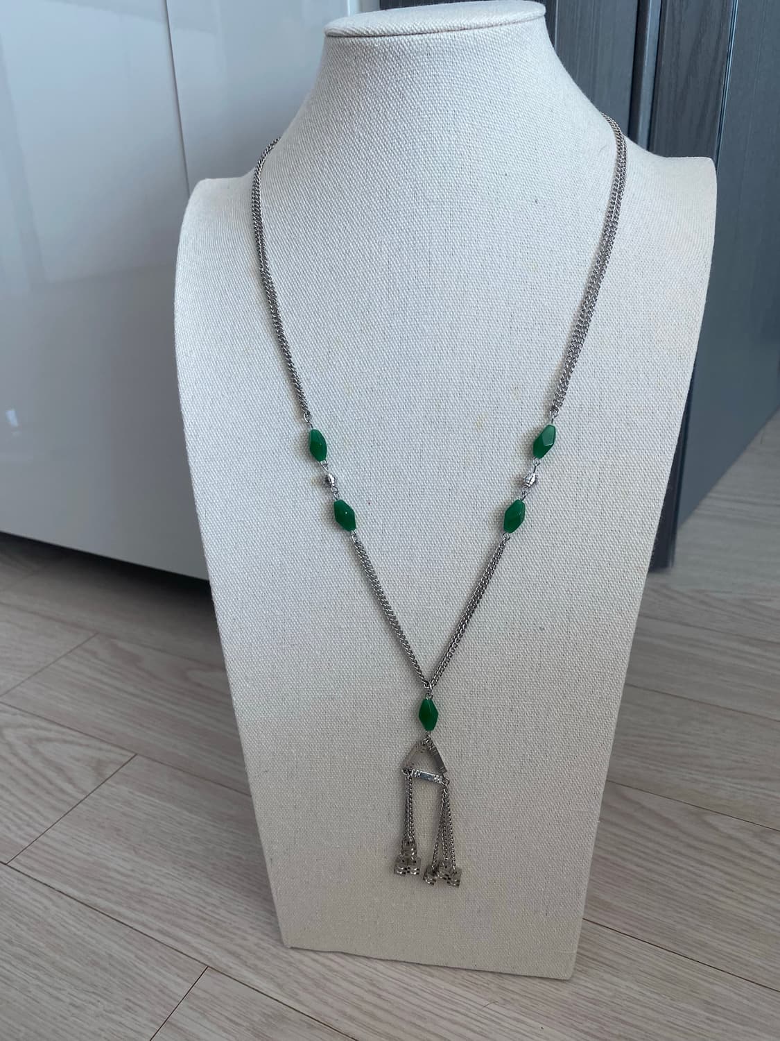 빈티지 그린 롱 목걸이 상품이미지1