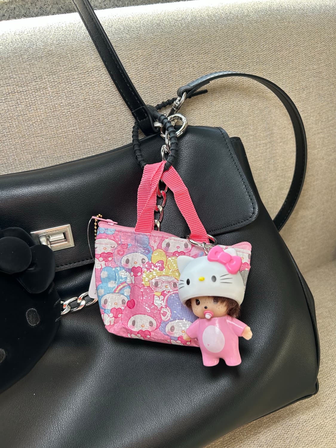 키티 헬멧 + 몬치치 베이비(❣️ 서있는몬치치+핑크산리오정품지퍼파우치세트 상품이미지4