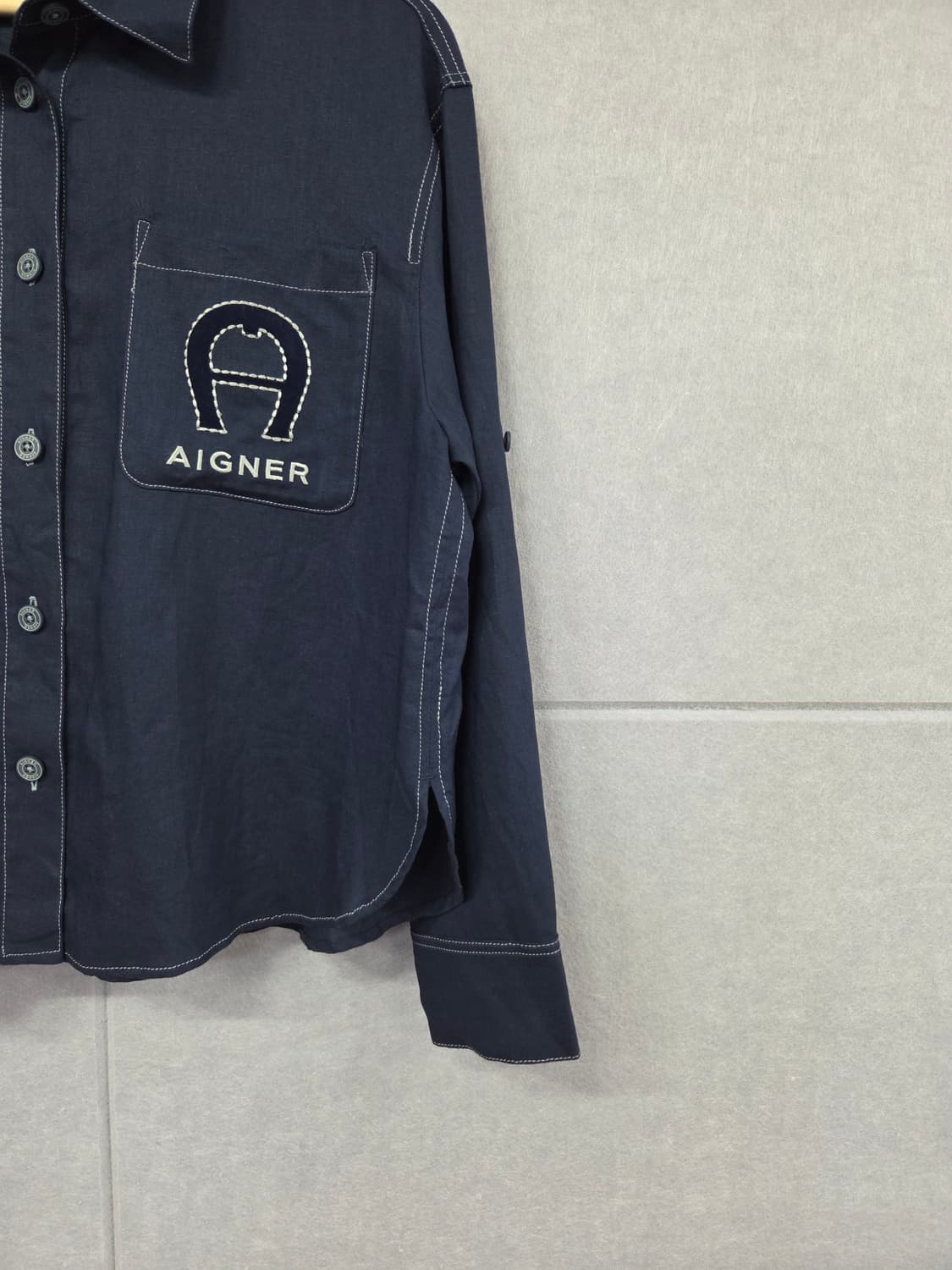 AIGNER 아이그너 로고 포켓 린넨 카라 셔츠 상품이미지4