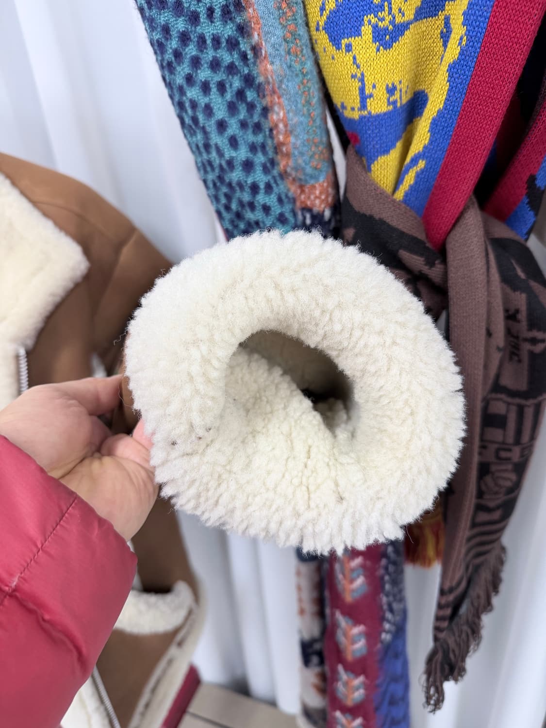 L) UGG 팔라스 스웨이드 무스탕 자켓 상품이미지2