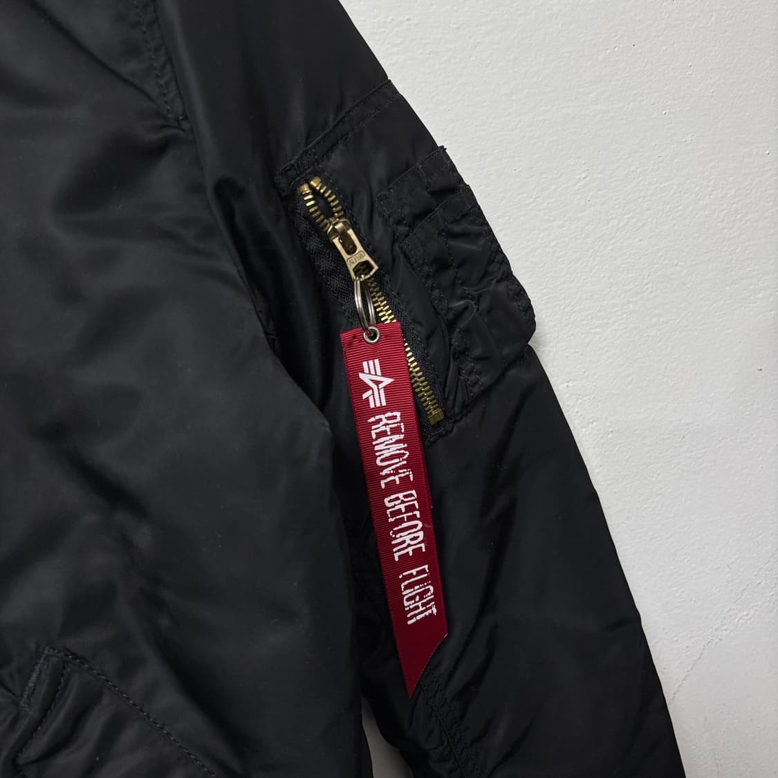 알파인더스트리 블랙 MA-1 상품이미지3